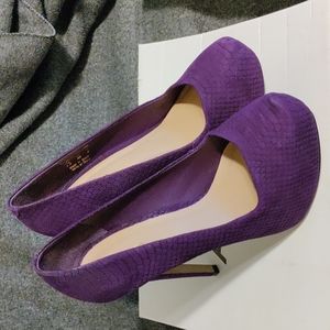 Aldo purple pumps size 7.5